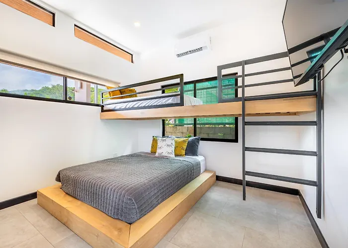 Walk To Beach! W/ Private Pool