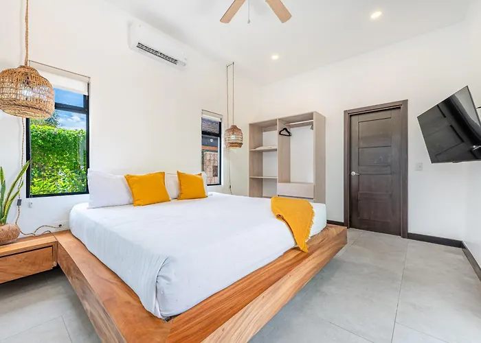 Walk To Beach! W/ Private Pool